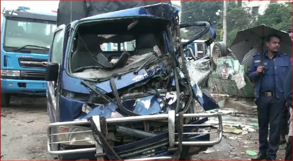 ট্রাকের সাথে পুলিশ ভ্যানের মুখোমুখি সংঘর্ষে এএসআই নিহত