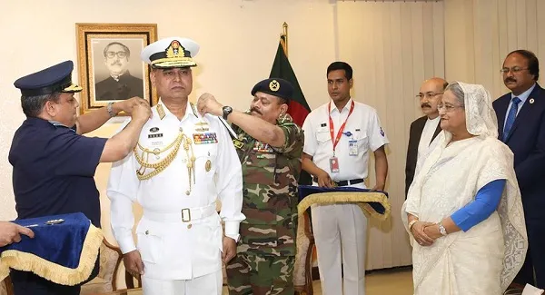 ‘এডমিরাল’ পদে পদোন্নতি পেলেন নৌবাহিনী প্রধান