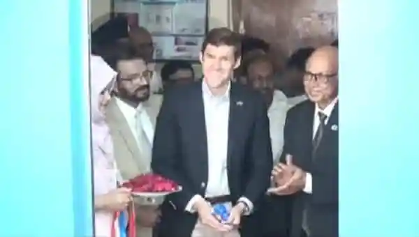 রাজশাহীতে ‘আমেরিকান কর্নার’ উদ্বোধন করলেন মার্কিন রাষ্ট্রদূত