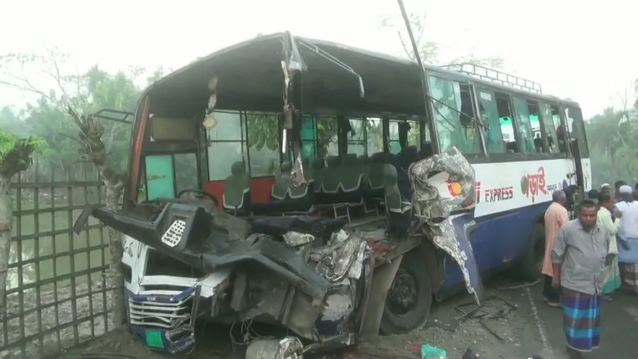 ঈদযাত্রায় ২০৩ সড়ক দুর্ঘটনায় ২২৪ জন নিহত