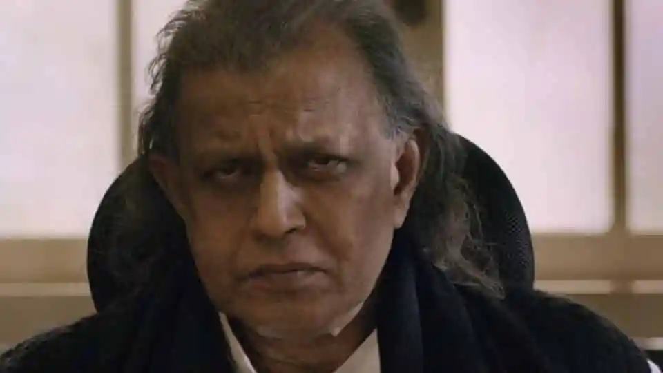 রাজনৈতিক গুরু হয়ে আলোচনায় মিঠুন!