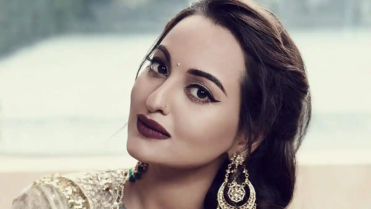 সঠিক পুরুষের সন্ধানে সোনাক্ষী!