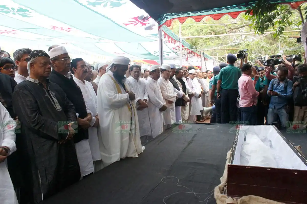 চিরনিদ্রায় শায়িত শিশু জায়ান