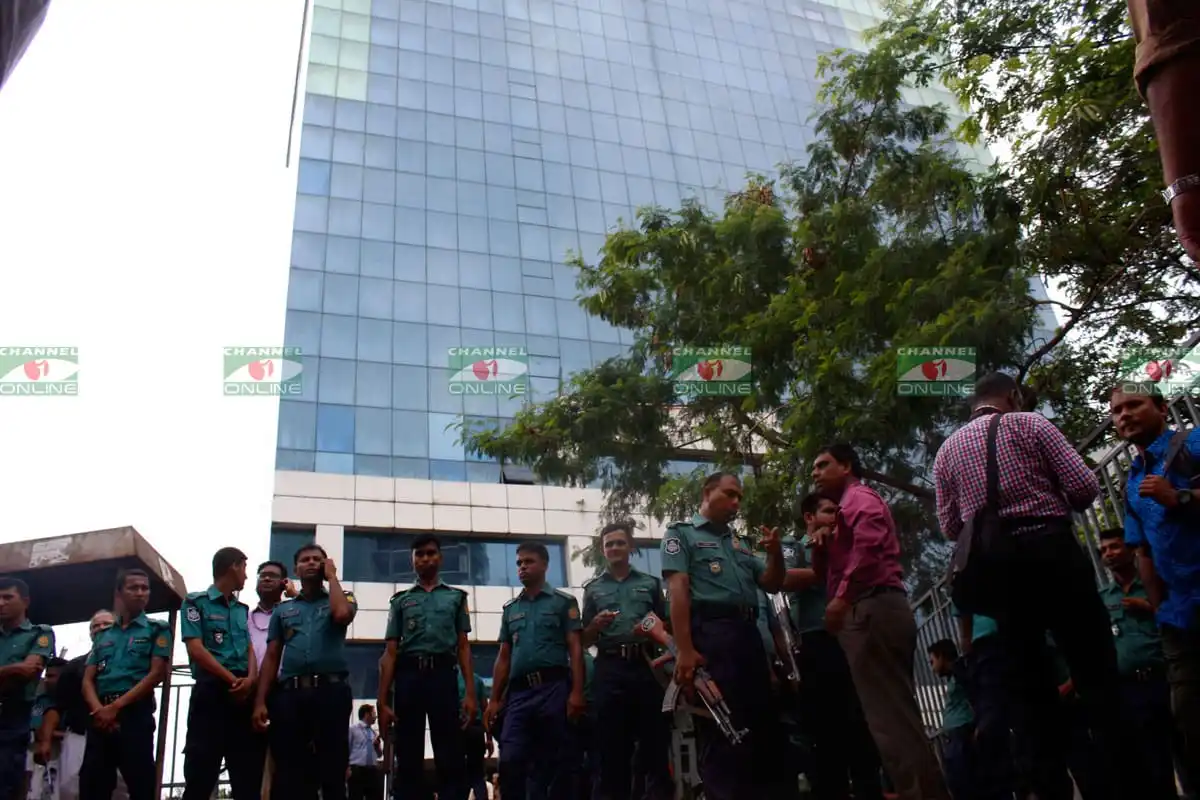 সিলগালা করা হলো বিজিএমইএ ভবন