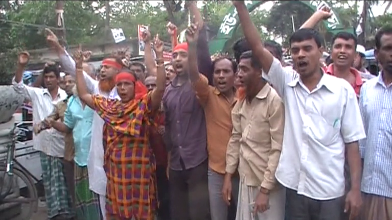 নরসিংদী-৯ দফা দাবি-শ্রমিক ধর্মঘট