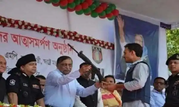 পরিবর্তন আসুক আলোর পথেই