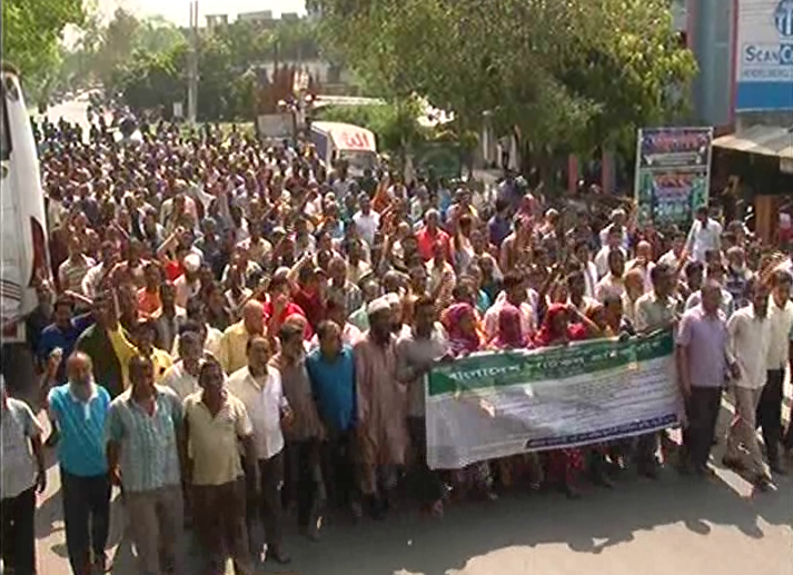 টাঙ্গাইল-৯ দফা দাবি-পাটকল শ্রমিক