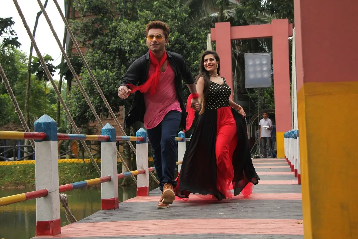 মুক্তি পেল তাসকিন-সৌমীর ‘বয়ফ্রেন্ড’