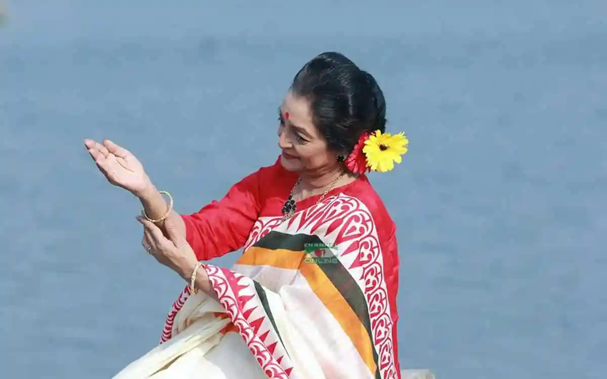 ‘আনন্দগুলো পরিবারভিত্তিক নেই, শো অফের হয়ে গেছে’