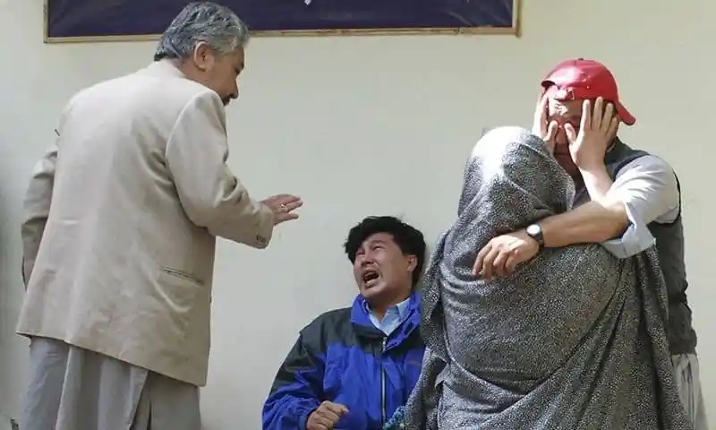 পাকিস্তানে ফলের বাজারে ভয়াবহ বোমা হামলায় নিহত ১৬