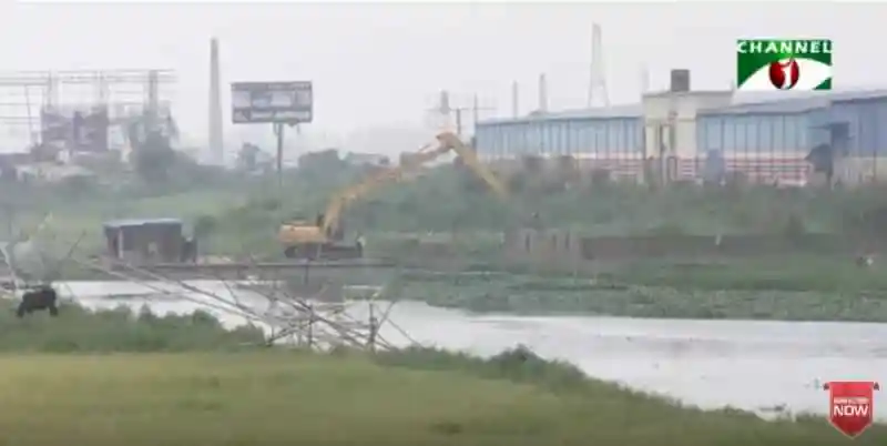 তুরাগতীরে উচ্ছেদ অভিযানে ছোট-বড় স্থাপনা উদ্ধার