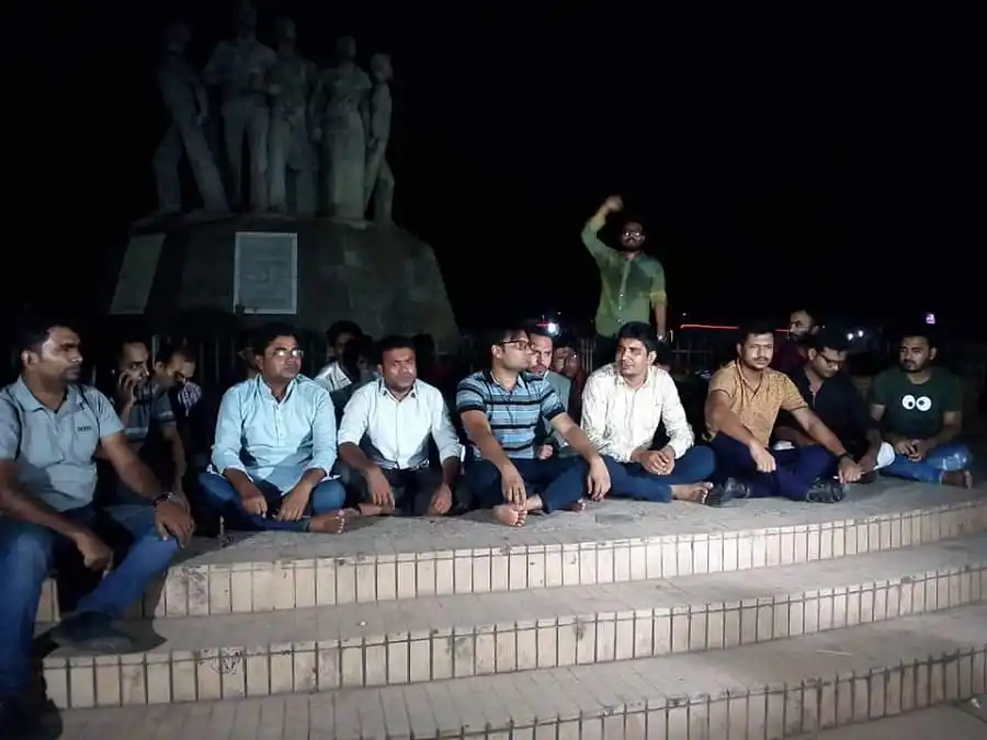 রাতদিন অবস্থান কর্মসূচিতে ছাত্রলীগের কমিটিতে পদবঞ্চিতরা