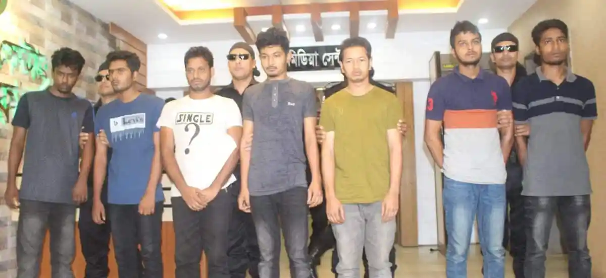 অনলাইনে গহনা, পোশাকের ক্রেতারা পাচ্ছেন ভিমবার-সাবান-পেঁয়াজ