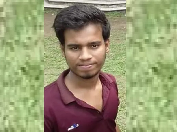 হলের নারিকেল গাছ থেকে পড়ে ঢাবি ছাত্রের মৃত্যু