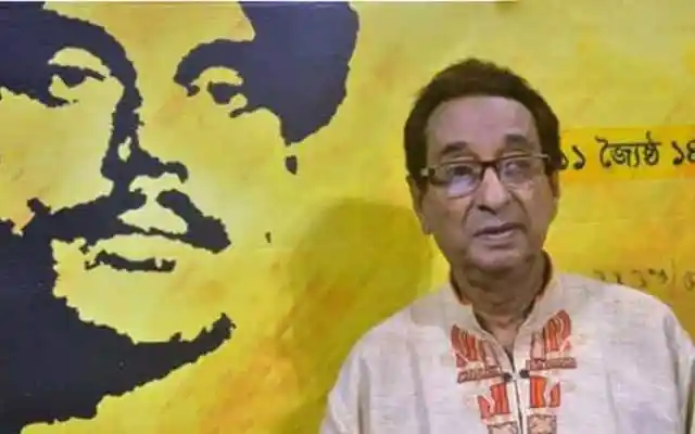 মায়ের কবরে চিরনিদ্রায় শিল্পী খালিদ হোসেন