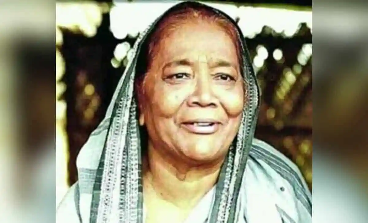 মারা গেছেন অভিনেত্রী মায়া ঘোষ