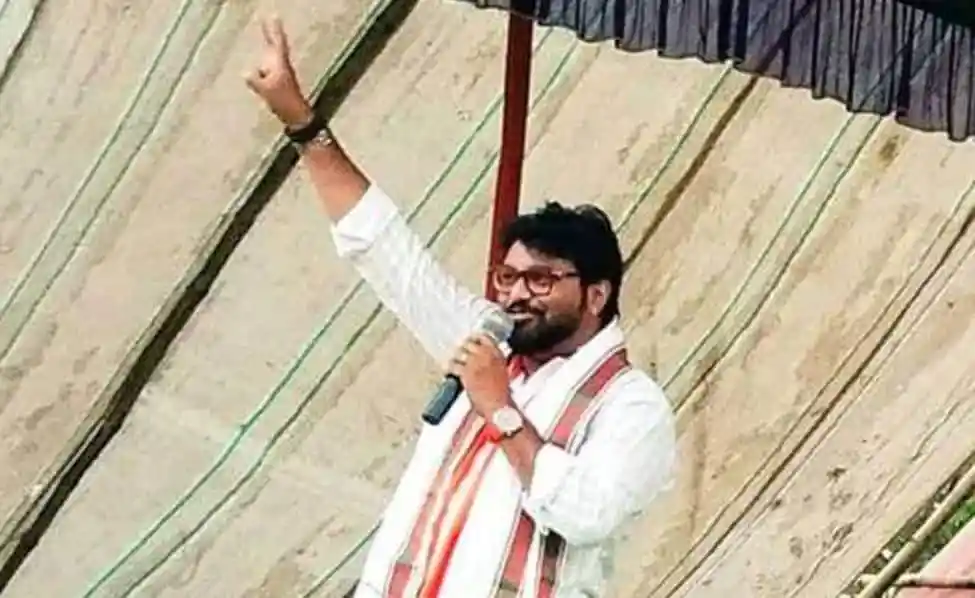 স্লোগান-মমতা-বাবুল সুপ্রিয়