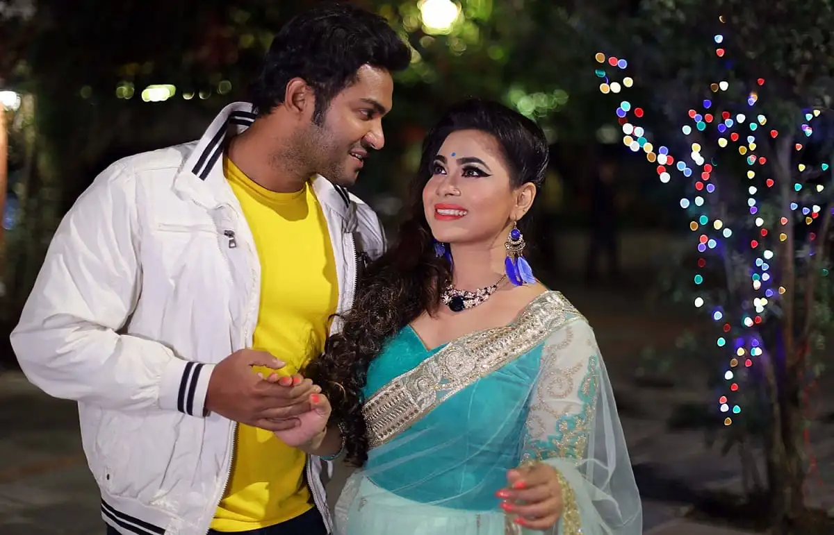 ঈদের তৃতীয় দিনে চ্যানেল আইয়ে ‘ভালোবাসার উত্তাপ’ এর ওয়ার্ল্ড টিভি প্রিমিয়ার