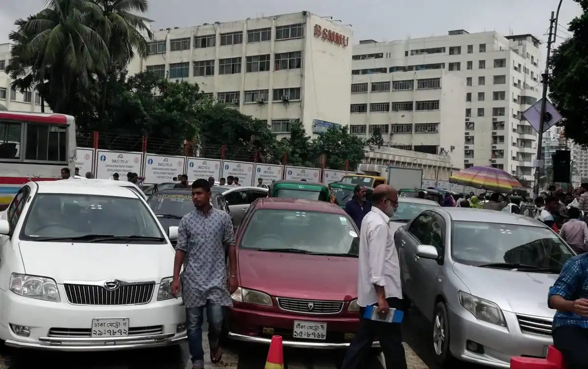 হরতাল-যান চলাচল স্বাভাবিক-গ্যাসের দাম বৃদ্ধি