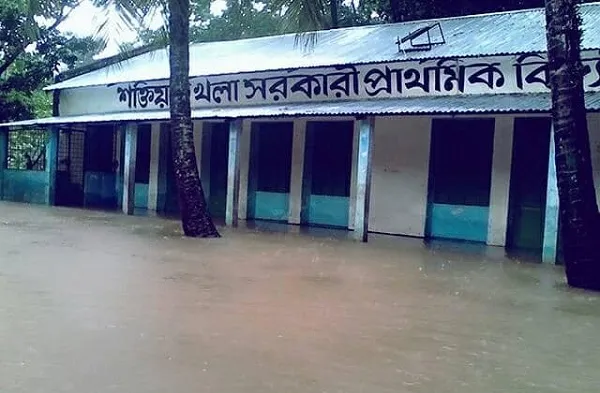 পাহাড়ি ঢল ও বৃষ্টির পানিতে ২৪৯ স্কুলের কার্যক্রম বন্ধ