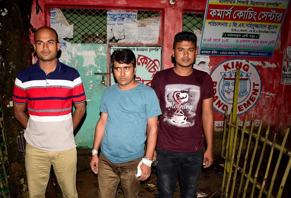 ছাত্রীর শ্লীলতাহানির দায়ে অধ্যক্ষের এক বছরের জেল