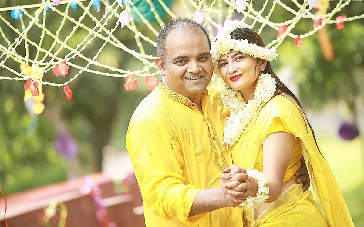 পরিচালকের সাথে চিত্রনায়িকা দীপালির বিয়ে