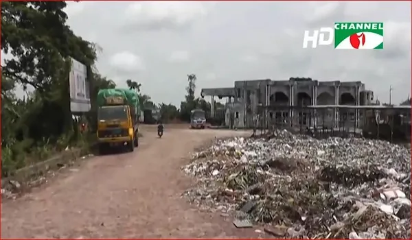 নড়াইলের নতুন বাস টার্মিনালে আবর্জনার বিশাল স্তুপ