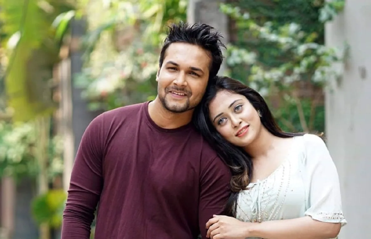 নড়াইল, যশোরে ‘স্বপ্নে দেখা রাজকন্যা’