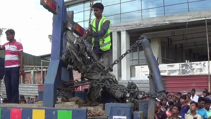 সাভারে বাসচাপায় ১ মোটর সাইকেল আরোহী নিহত