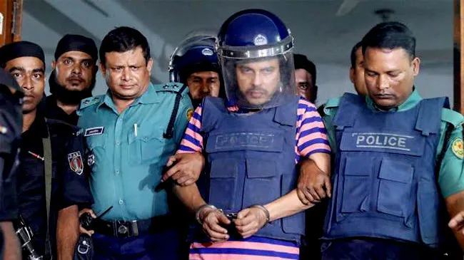কড়া প্রহরায় আদালতে যুবলীগ নেতা খালেদ