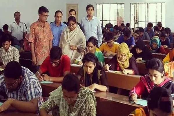 উপাচার্যকে অবাঞ্ছিত ঘোষণা অযৌক্তিক: জাবি প্রশাসন