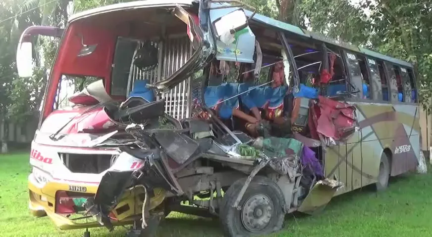 গোপালগঞ্জ-সড়ক দুর্ঘটনা-বাস-ট্রাক সংঘর্ষে নিহত