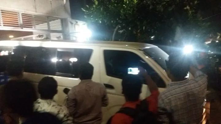 র‌্যাব-৩ কার্যালয়ে যুবলীগ নেতা খালেদ