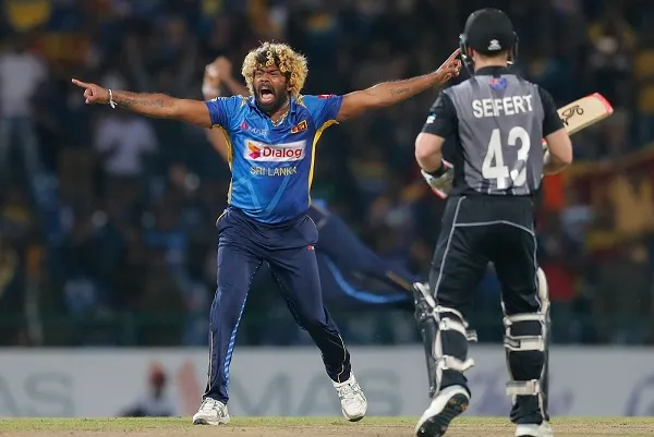 সেঞ্চুরির দিনে মালিঙ্গার ৪ বলে ৪ উইকেট