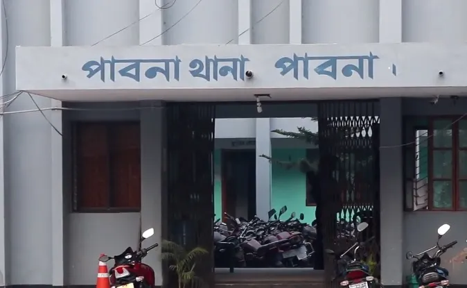 ধর্ষকের সঙ্গে গৃহবধূর বিয়ে দেয়ায় পাবনার ওসি প্রত্যাহার