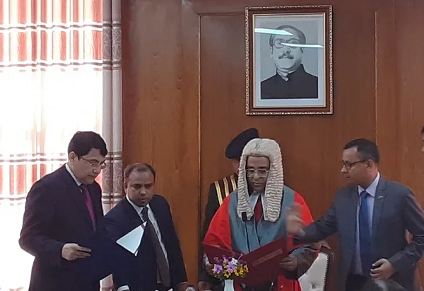 পিএসসি’র সদস্য হিসেবে শপথ নিলেন গোলাম ফারুক