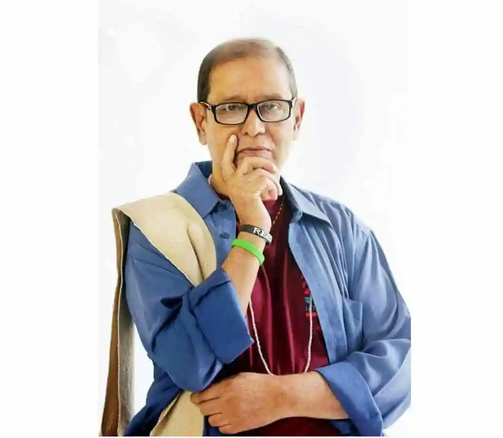 যার কবিতার অপেক্ষায় থাকতে হয়