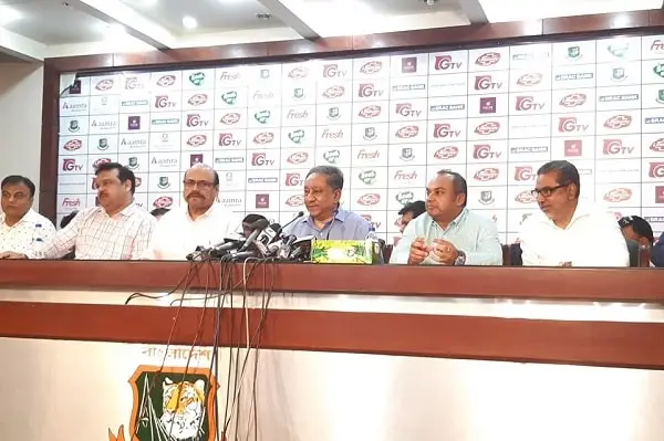 অনলাইনে জরুরি সভা ডাকলেন নাজমুল হাসান, আসছে পদত্যাগের ঘোষণা