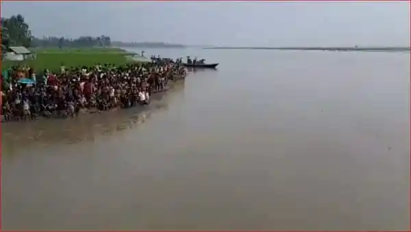 কুড়িগ্রামের তিস্তায় নৌকাডুবি