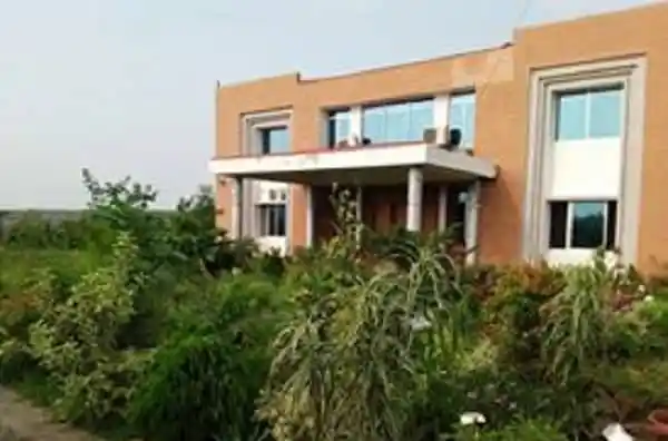গোপালগঞ্জের সেই ভিসির বাসভবন সিলগালা