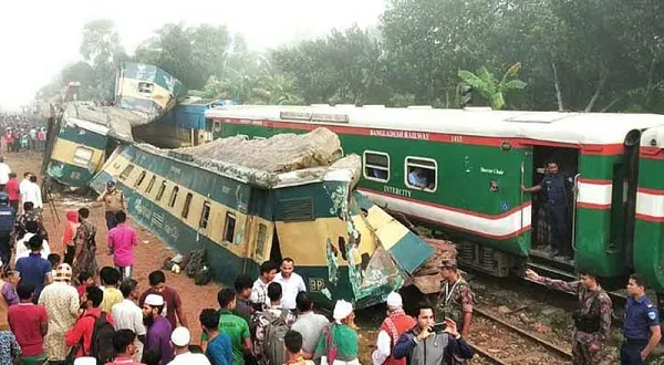 রেলপথে বারবার দুর্ঘটনা: সর্ষের মধ্যেই ভূত