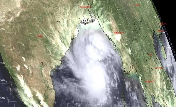 বঙ্গোপসাগরে সৃষ্ট ঘূর্ণিঝড় ‘বুলবুল’ প্রবল হচ্ছে