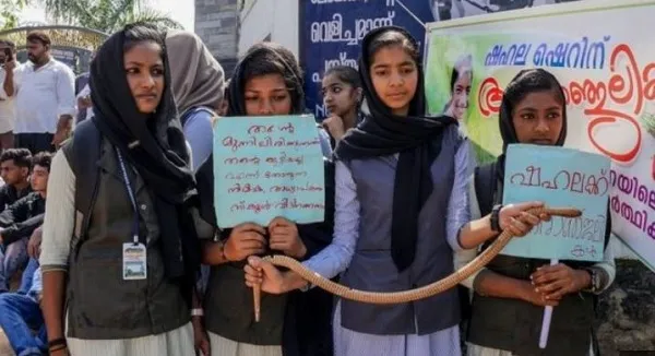সাপের কামড়ে শিক্ষার্থীর মৃত্যু, প্রধান শিক্ষক বরখাস্ত