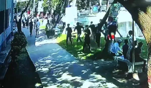 অধ্যক্ষকে পুুকুরে ফেলে দেয়ার ঘটনায় আটক ২৫