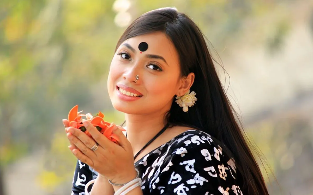 ফেসবুক ব্যবহারে যোগ্যতা লাগা উচিত: শানু