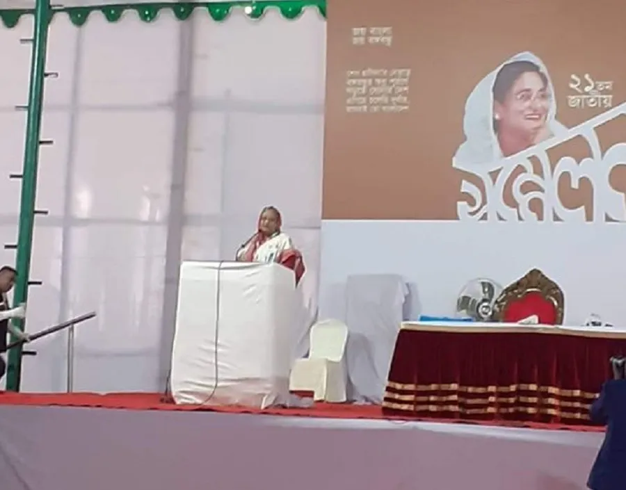 কী পেলাম কী পেলাম না সে চিন্তা না করে রাজনীতি করতে হবে: প্রধানমন্ত্রী