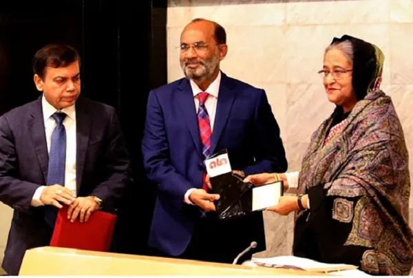 ‘এশিয়ান টাউনস্কেপ জুরিস অ্যাওয়ার্ড’ গ্রহণ করলেন প্রধানমন্ত্রী