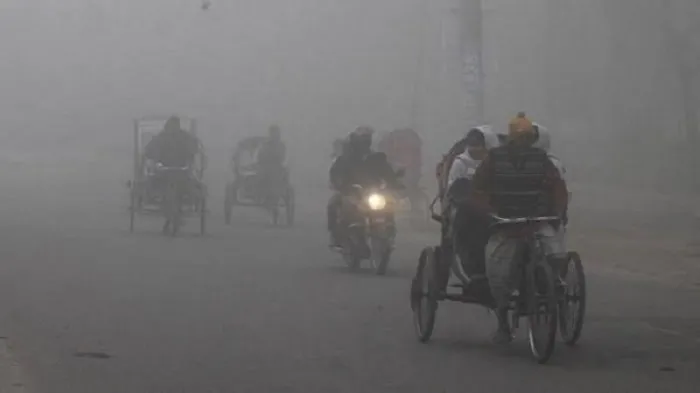 হাড়কাঁপানো শৈত্য প্রবাহে সারাদেশে জনজীবন বিপর্যস্ত