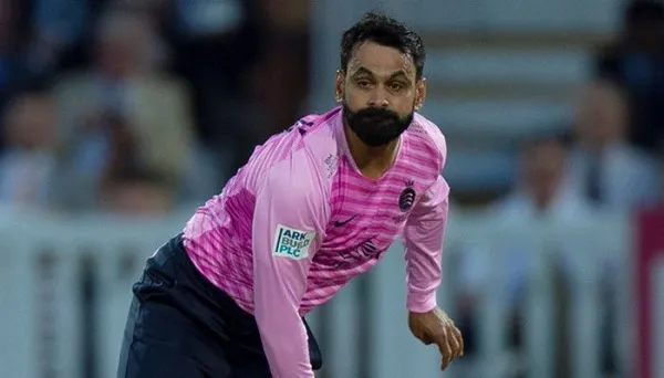 ইংল্যান্ডে নিষিদ্ধ হাফিজের বোলিং