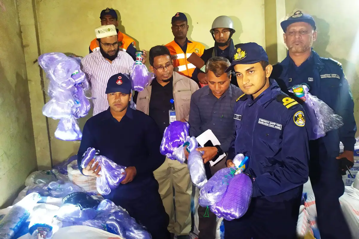 রাজধানীর চকবাজারে ৩০ কোটি টাকার অবৈধ কারেন্ট জাল জব্দ